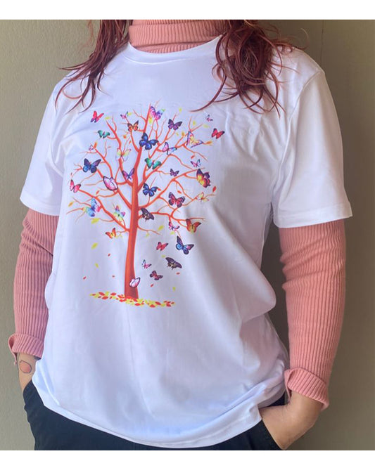 Blusa blanca con diseño
