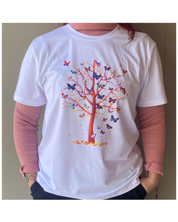 Blusa blanca con diseño